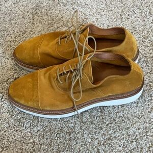 Mens leather Frye shoes